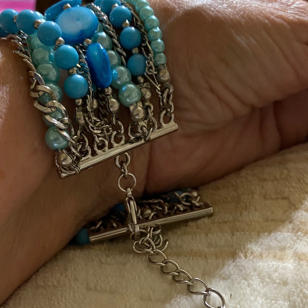 Turquoise Blue Beaded Bracelet - - Picture 2 of 3